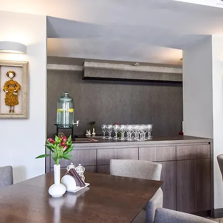 Muza Hotel